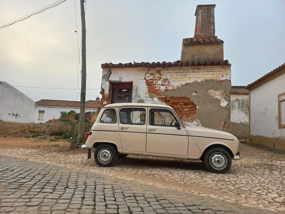 ** Renault 4 GTL **