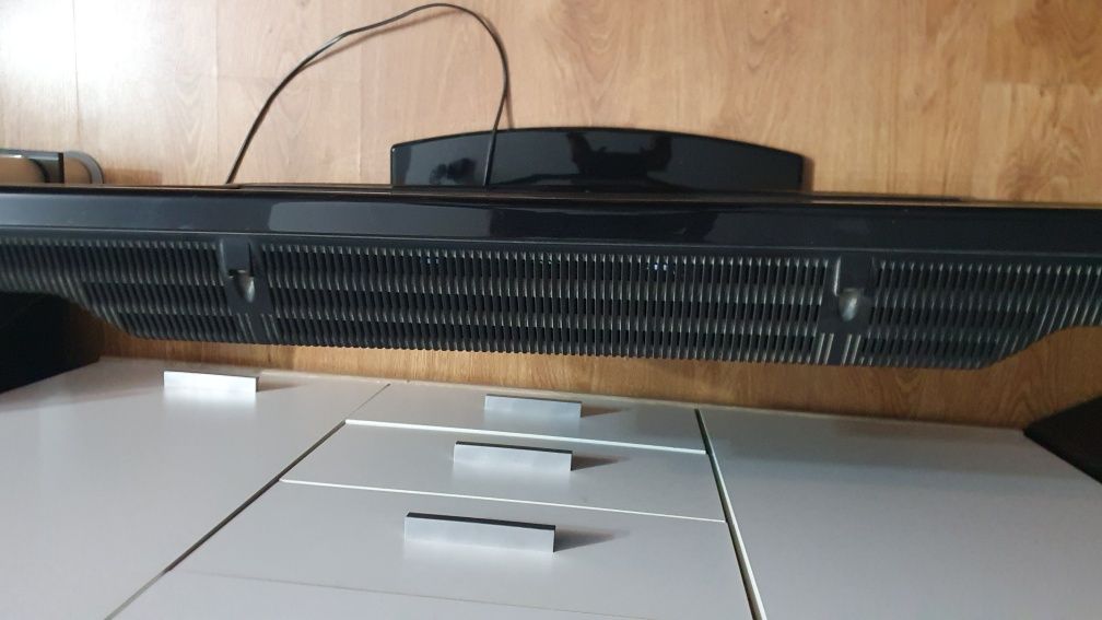 Telewizor toshiba 37 cali z pilotem
