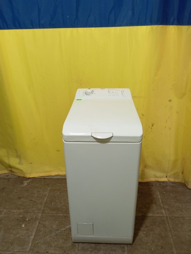 Стиральная машина Zanussi ZWQ5130