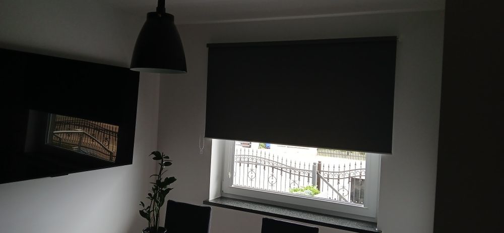 Rolety kolor szary szerokość 160 cm