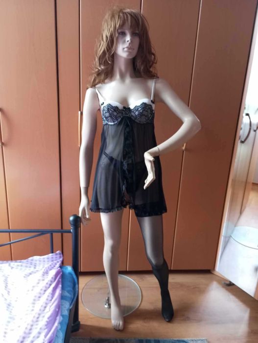 Zestaw nr 2 Koszulka, pończochy rozm S, miseczka A