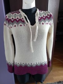 Sweter, sweterek rozmiar M-L.