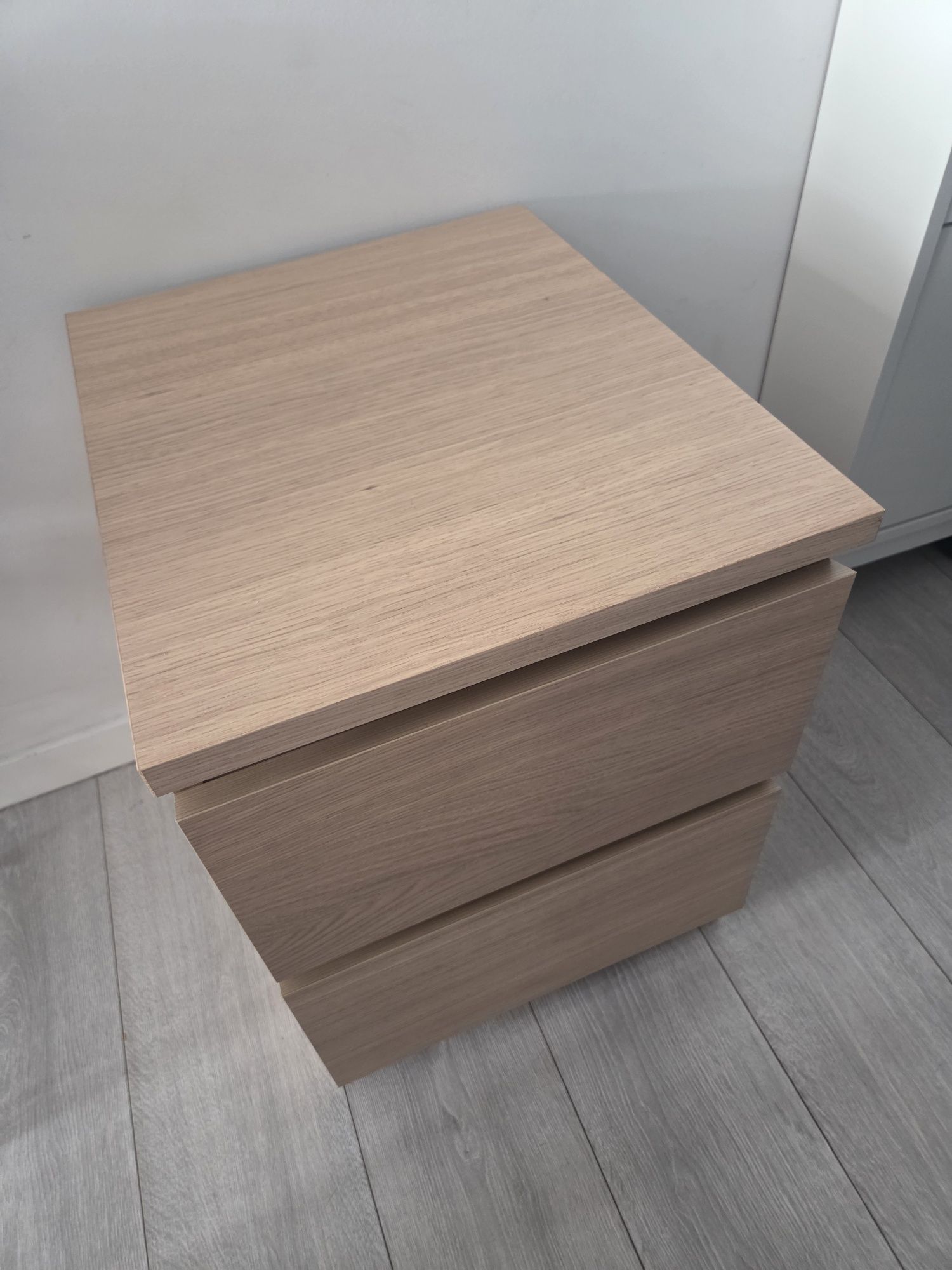 Mesa de cabeceira Malm IKEA