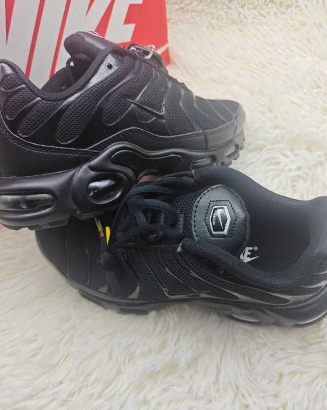 Nike Air Max Plus TN czarny EU 38