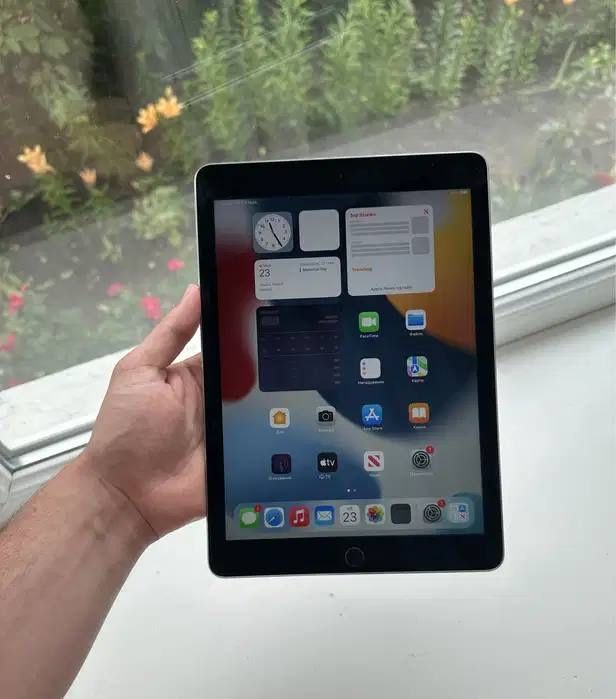 iPad Air 2 32Gb Планшет  Apple Айпад