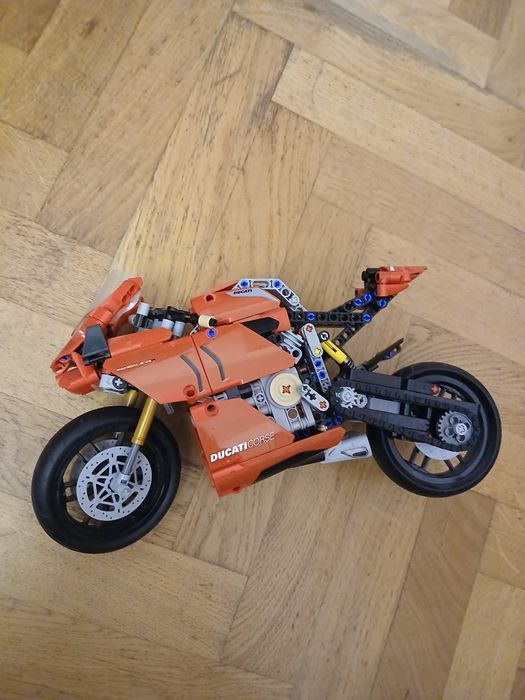 Lego technic 42107 ducati panigale