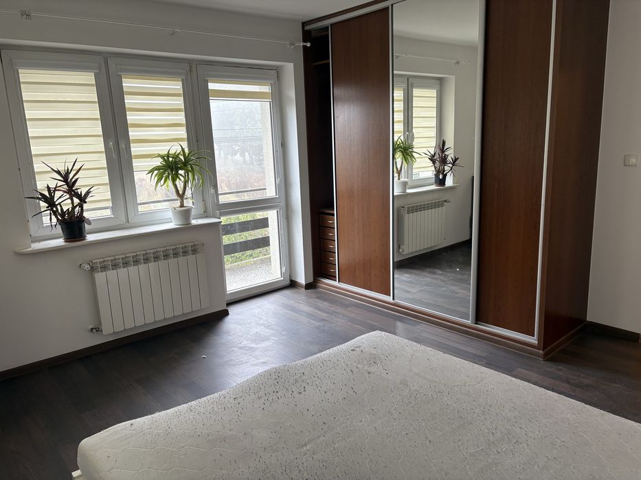 Niezależne piętro domu, 7km od Krakowa, duży ogród.