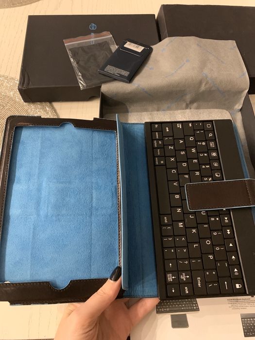 Чехол с клавиатурой дляiPad mini Piquadro BL SQUARE/Black с Bluetooth