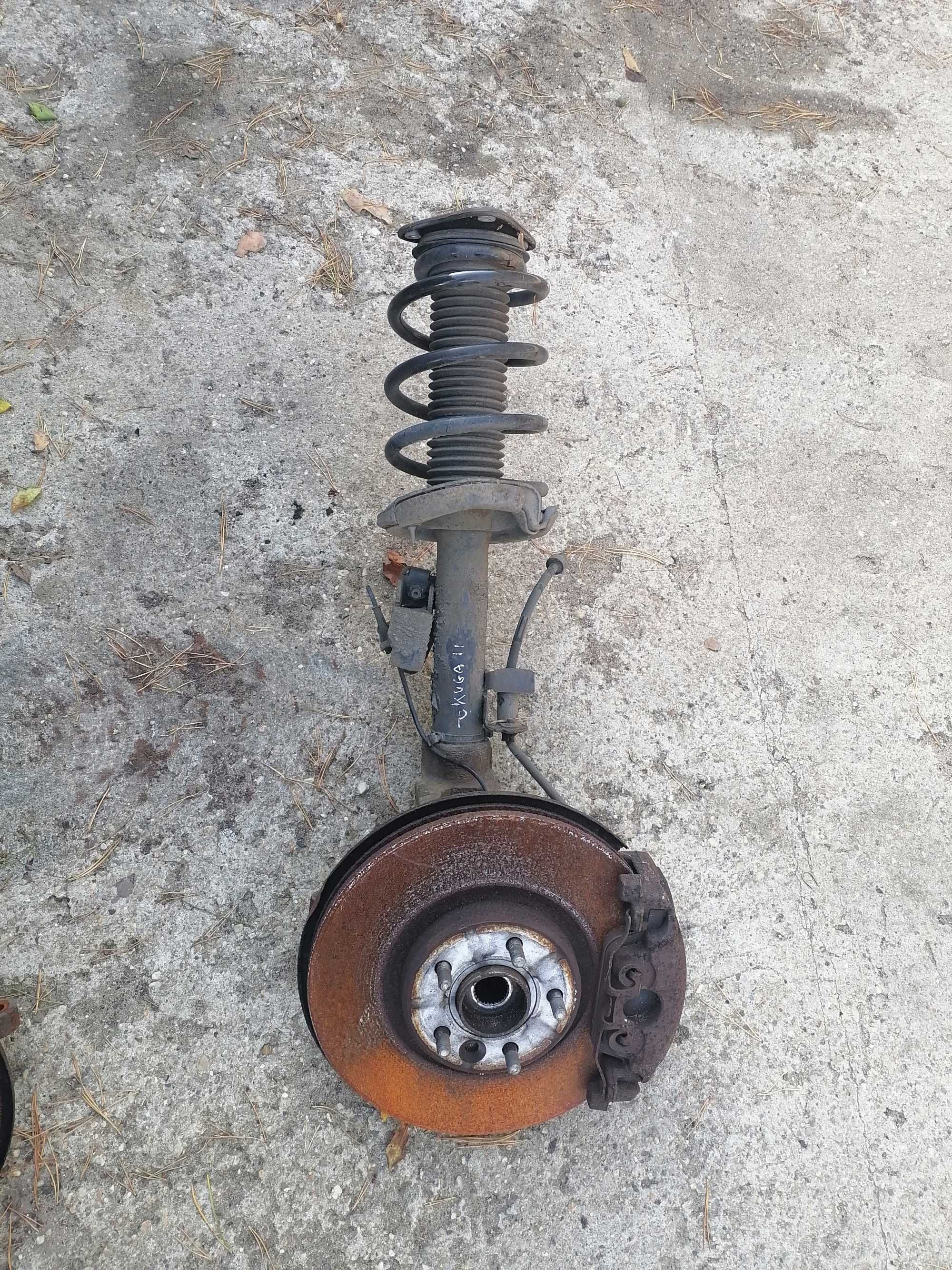 zwrotnica piasta mcperson prawy ford kuga mk2