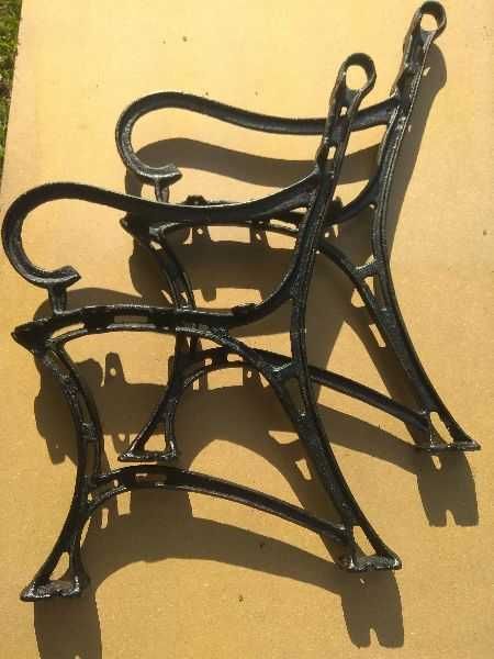 Nogi, deski do stołu ogrodowego