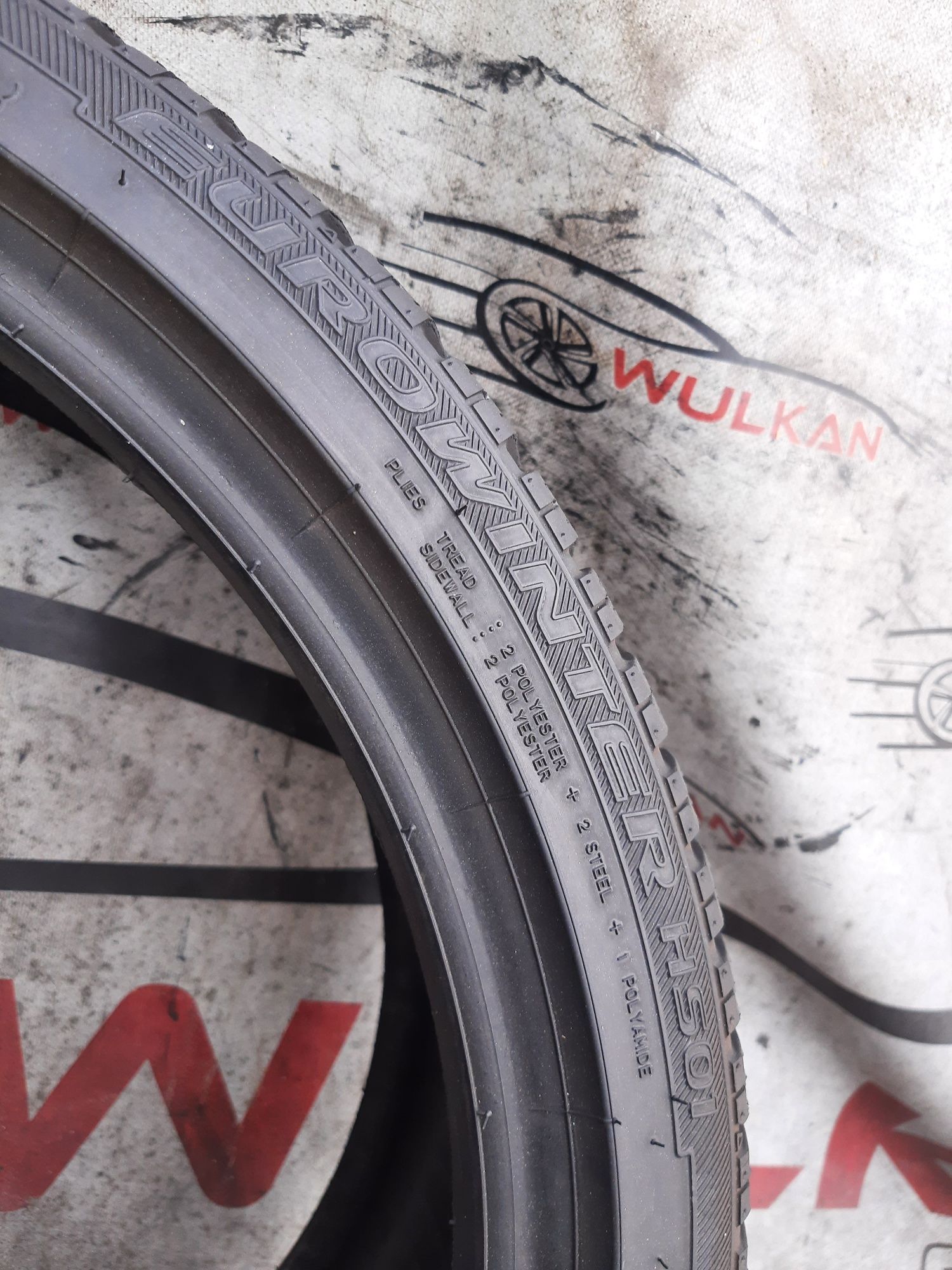 2x 235/35r19 91W Falken Eurowinter HS01