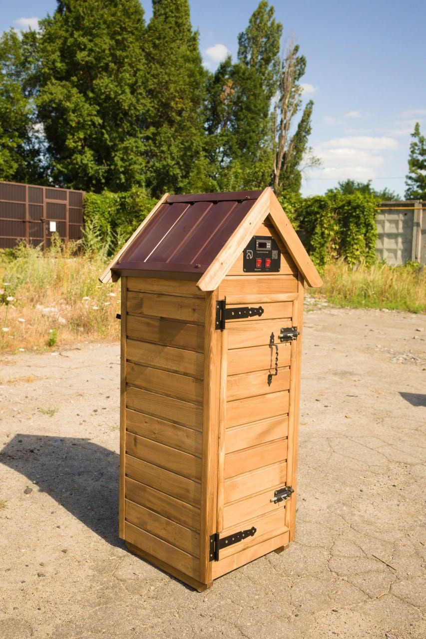 Wędzarnia Rodzinna 1.0  na 10-15 kg 
Ocieplona, zasilana elektrycznie