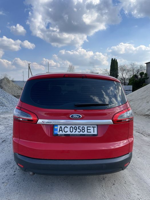 Продаю Ford s-max 2014 року.
