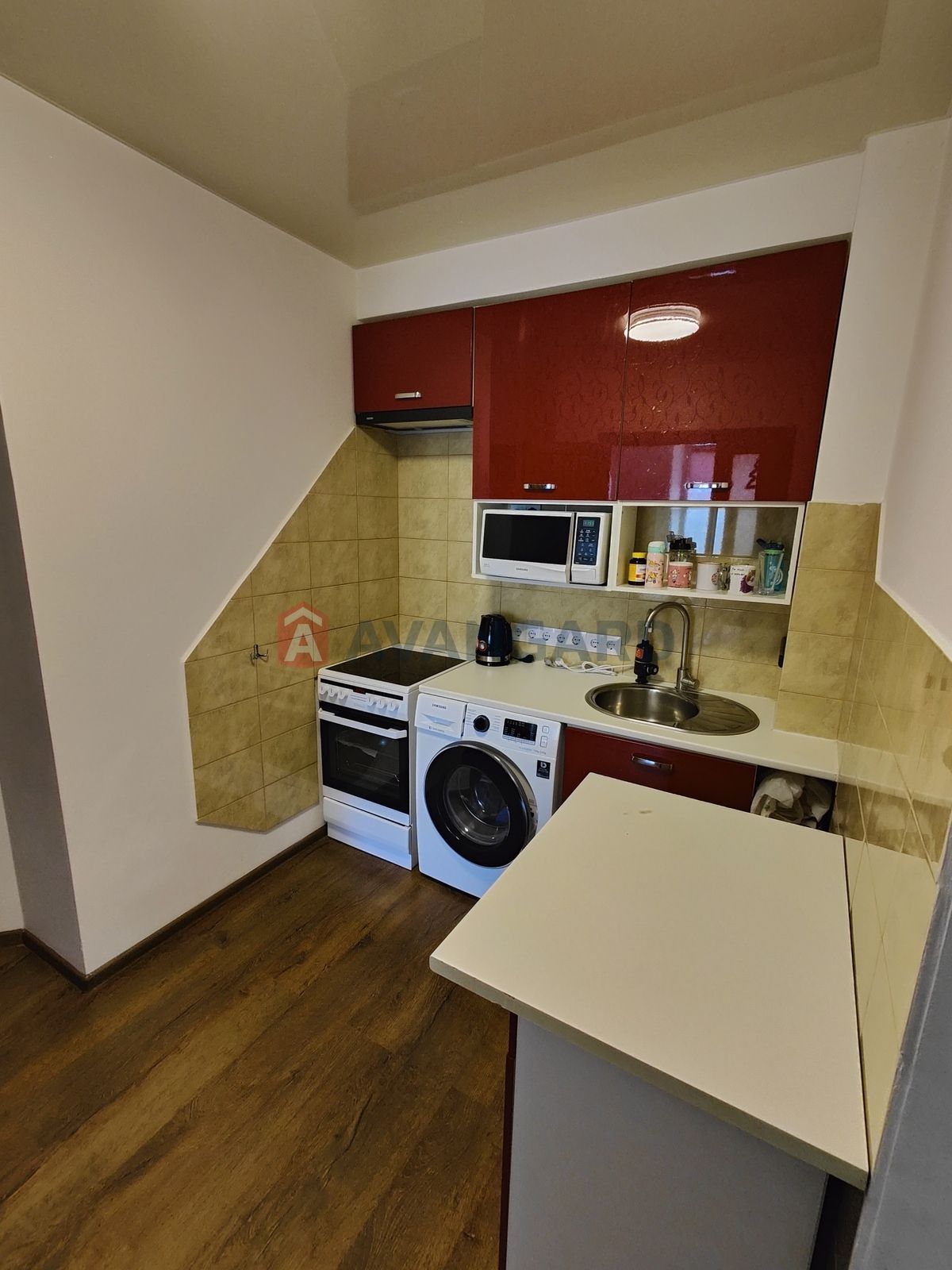Продам 3к кв на пр. О.Поля! Парк ім.Л. Глоби!