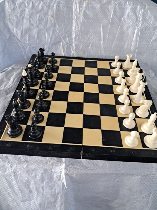 Шахматы советские.