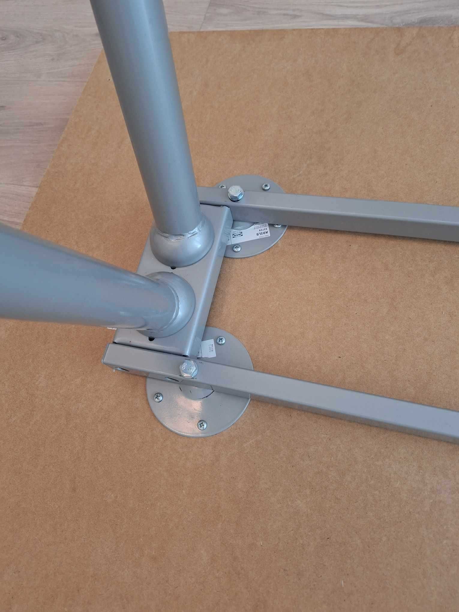 Biurko regulowane IKEA - LINNMON 150x75cm