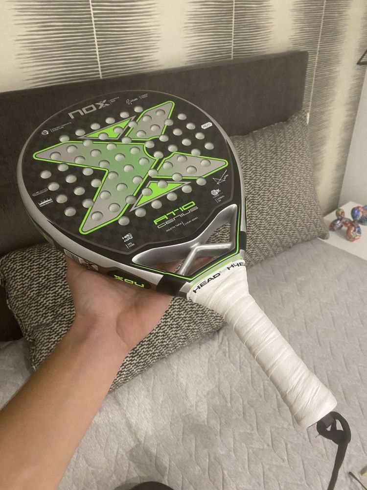 Raquete de padel Agustin Tapia 2023