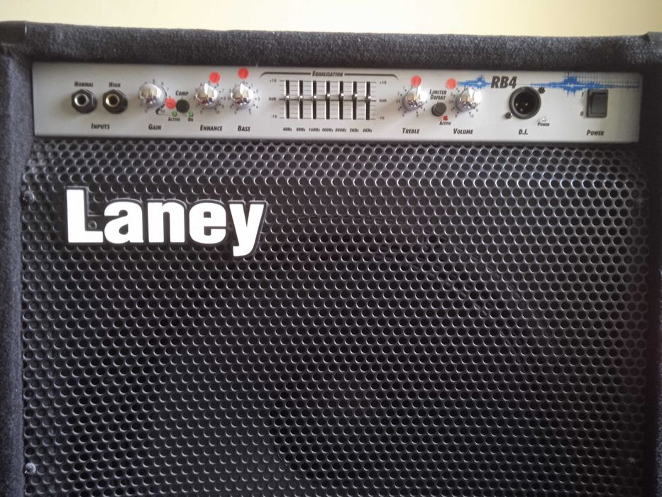 Комбопідсилювач "Laney RB4" evo1 (потужністю 165 W).