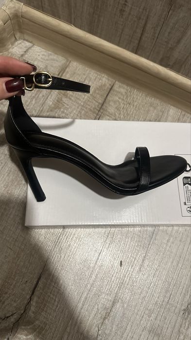 Босоніжки, 37р. 600 грн.