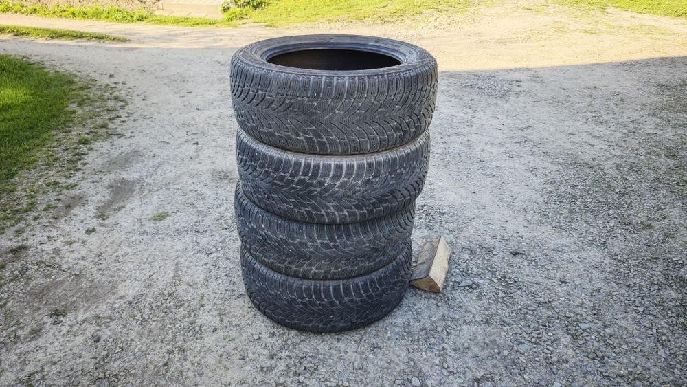 Opony zimowe Nokian 235/55 R18 4x