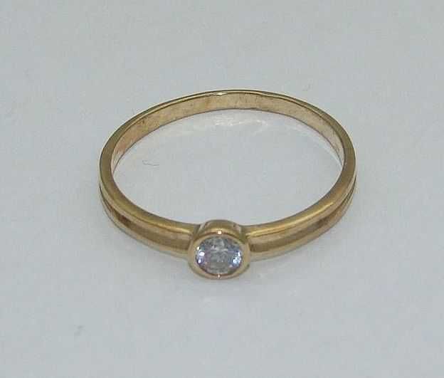 Złoty pierścionek 8karat.