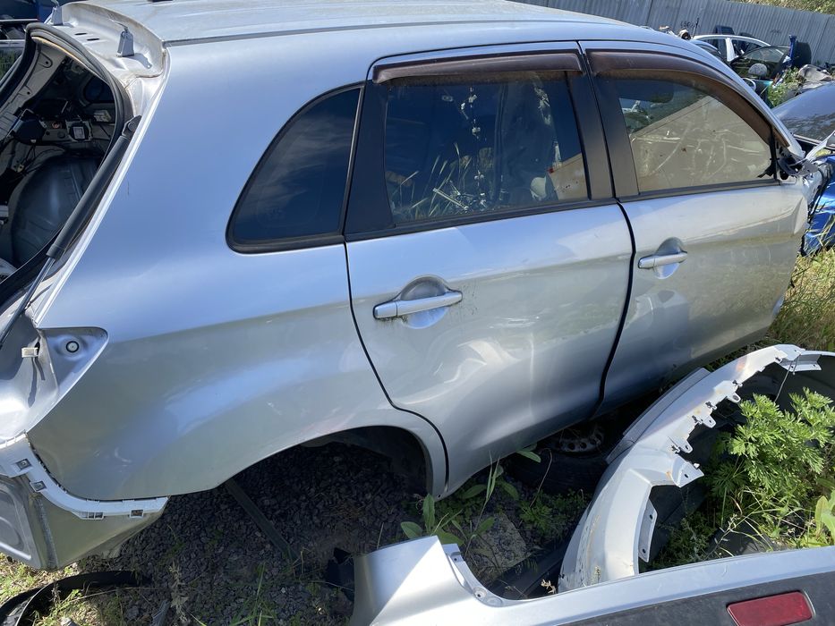 Четверть задня Мітсубісі АСХ, Mitsubishi Outlander Sport