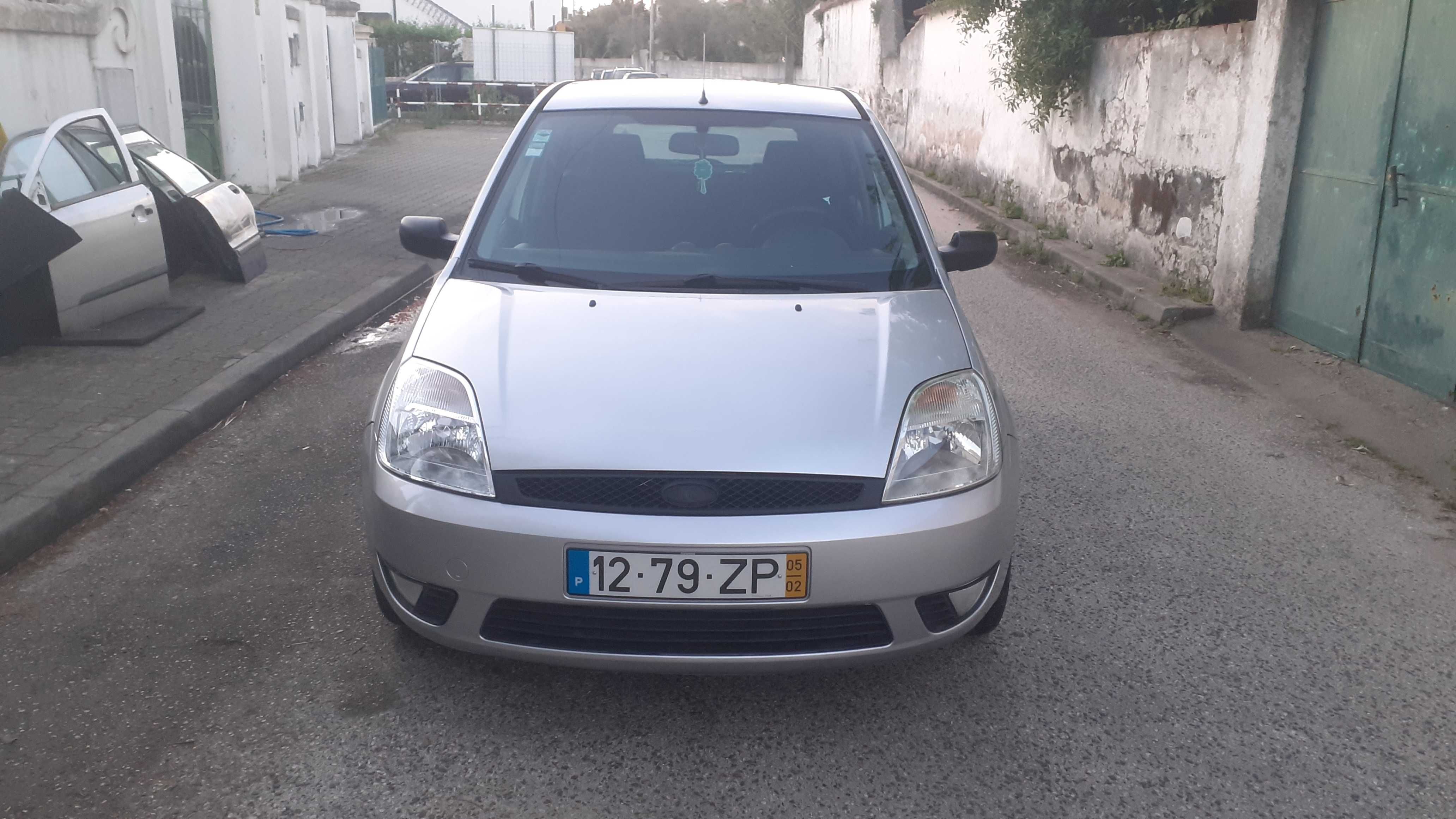 Ford Fiesta 1.4 Tdci 5 lugares