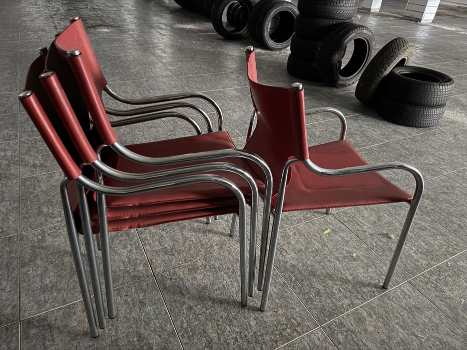 Cadeiras escritório em Pele