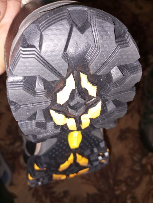 Термо кросівки 43р.