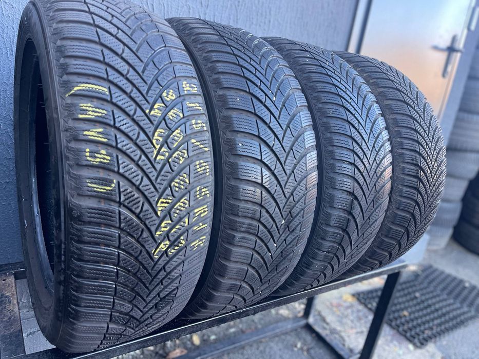 Шини 215/55 r17 зимові 24 рік