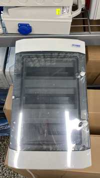 Obudowa natynkowa IP65, 3x12, transparentne drzwi 400VAC/1500VDC