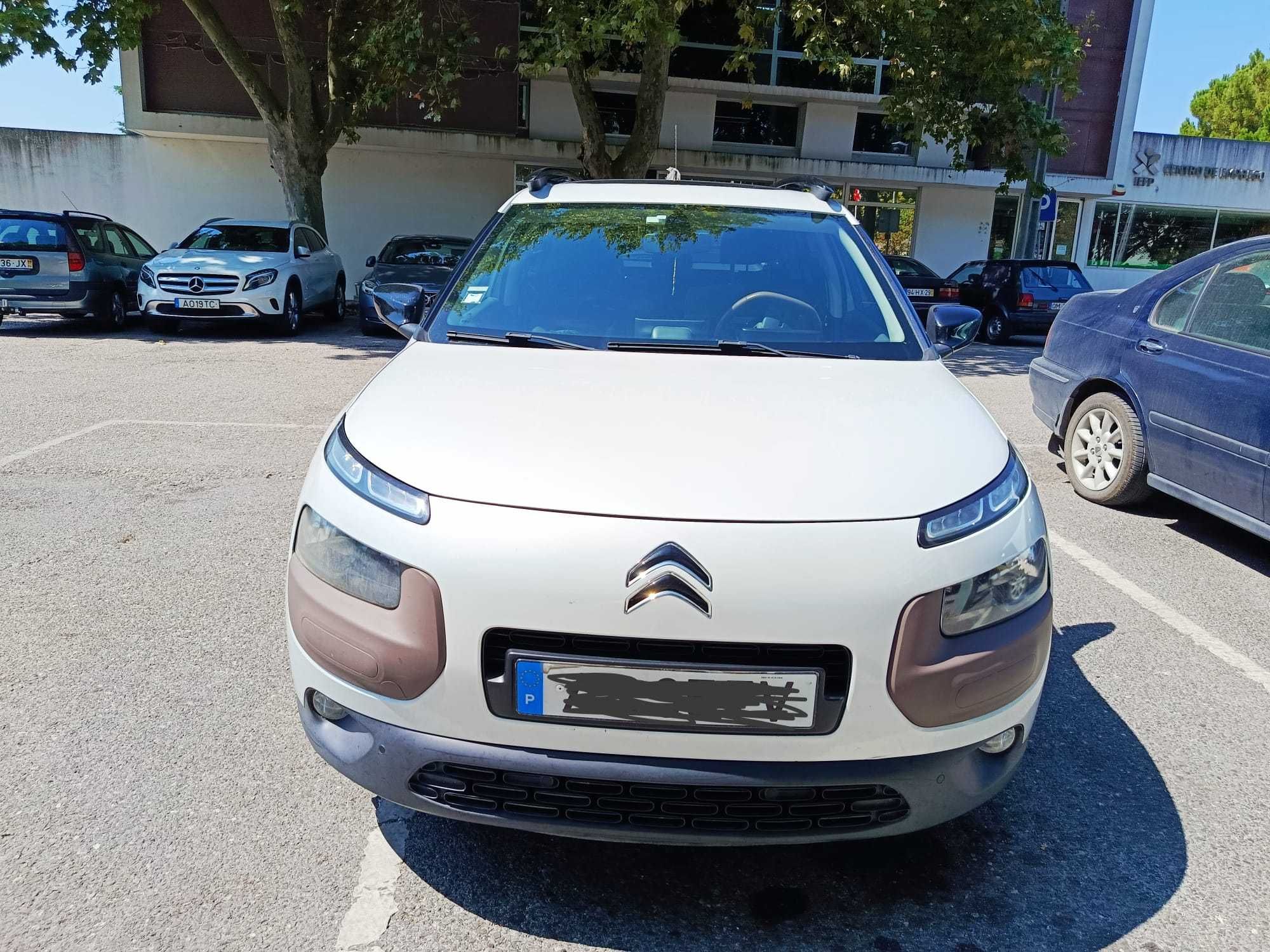 Vendo Citroën C4 Cactus e-HDi Shine ETG6 com teto panorâmico