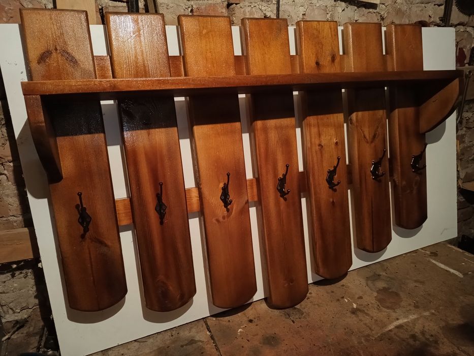 продам вішак у прихожу