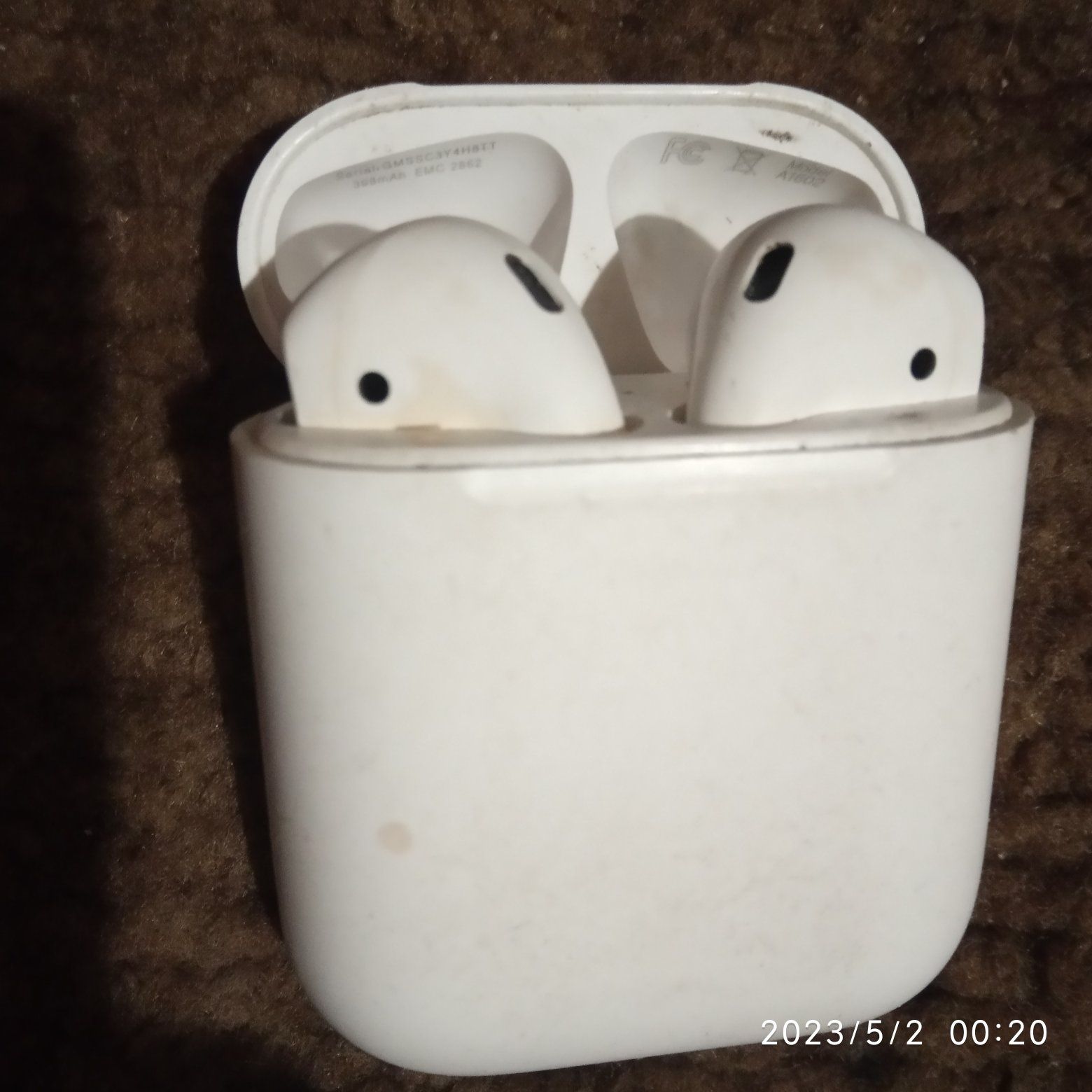 Продам Airpods 2 1602A