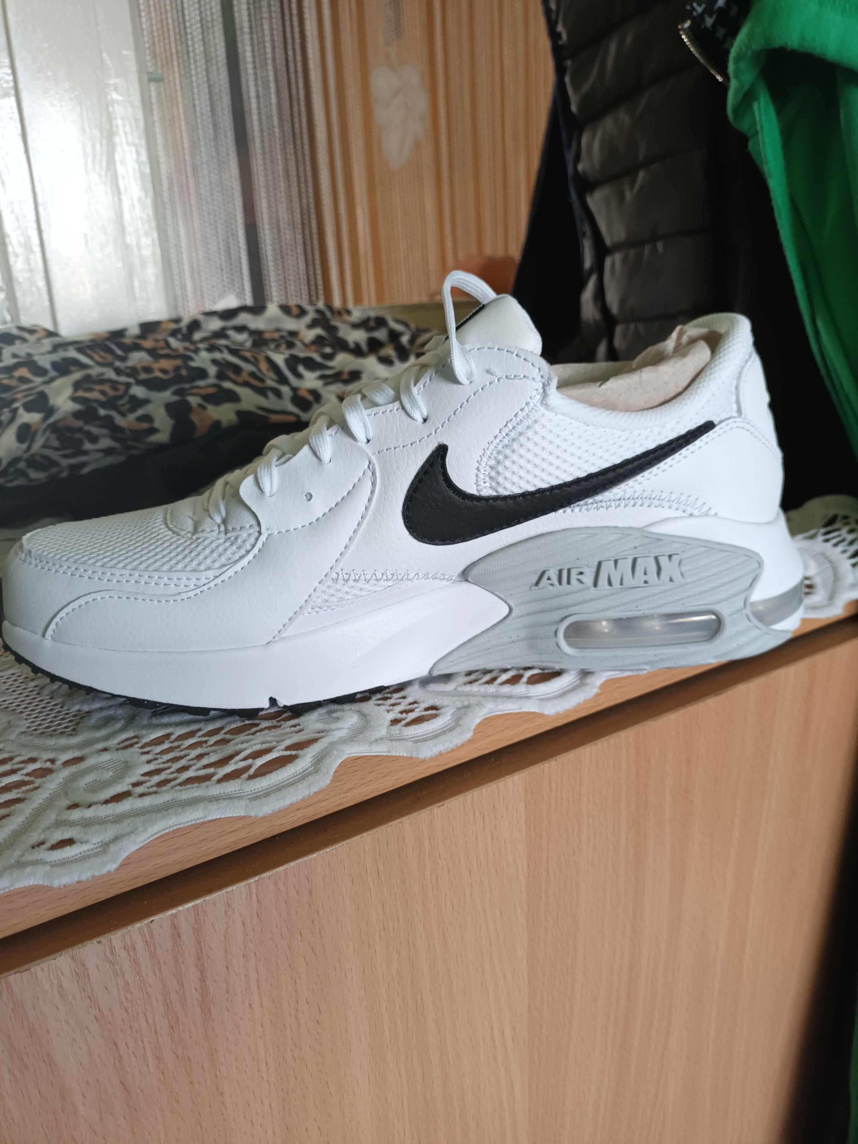 Sprzedam buty nowe Nike