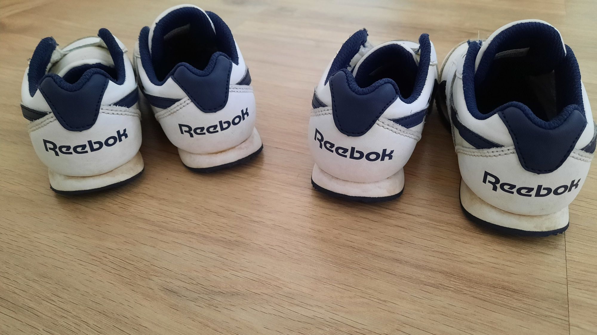 Snekersy dziecięce unisex Reebok Royal Classic Jog 3 białe skóra 27,5