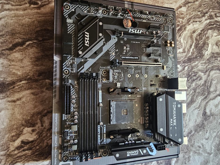 Комплект: MSI B450 Tomahawk max. Saphire RX590 nitro. Amd Ryzen 5 3600