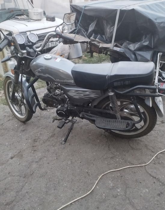 Мотоцикл Мустанг у відмінному стані