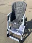Дитячий стілець для годування Carrello Apricus