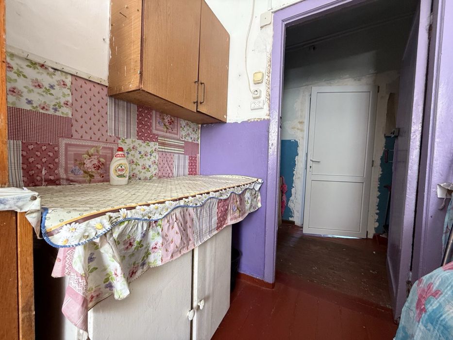 Продаж кімнати в гуртожитку