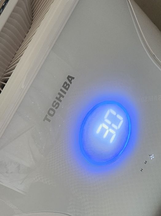 Очищувач повітря TOSHIBA CAF X83XPL