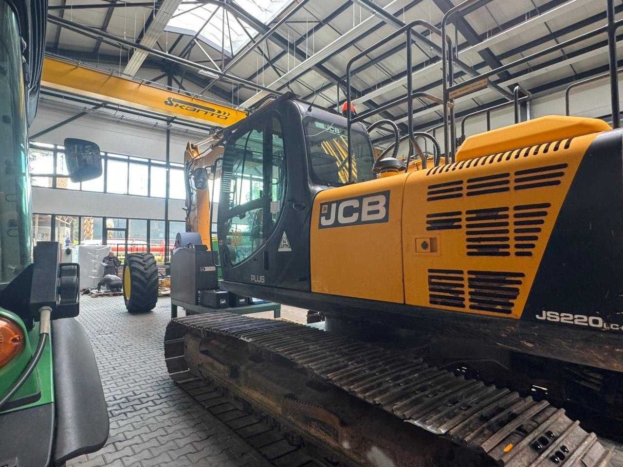 Гусеничний екскаватор JCB JS220 LC T4F 2017 р