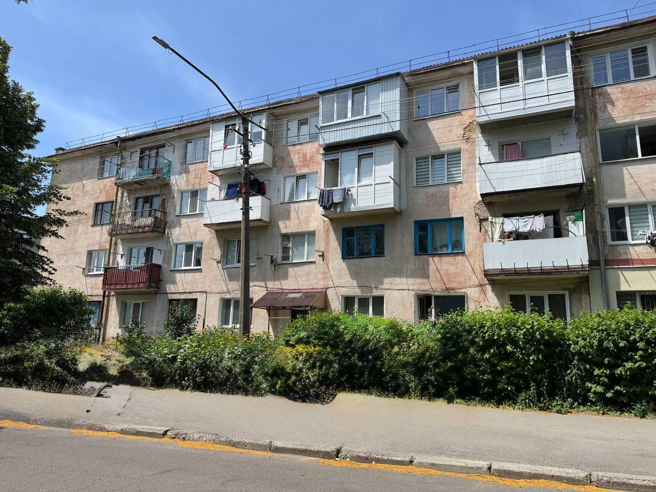 Кімната в гуртожитку біля парку Шевченка