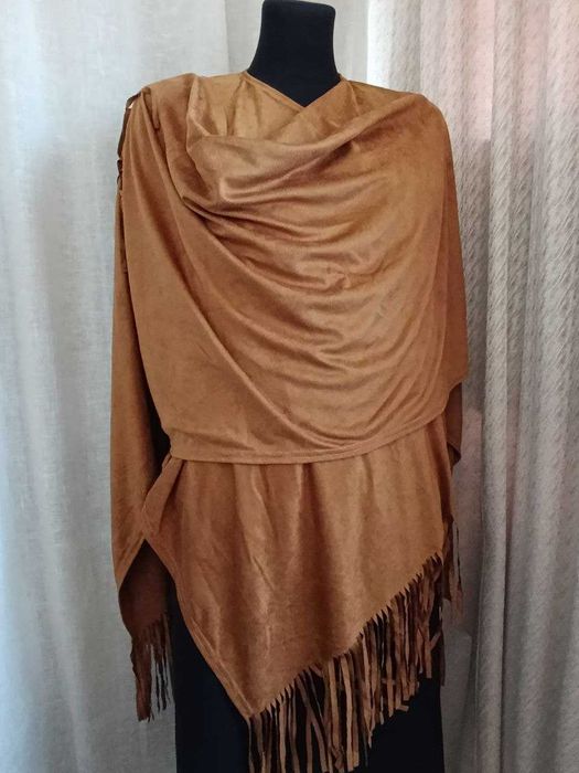 Пончо-накидка з екозамші колір карамель. Р-р S/M.  бренд Janina
