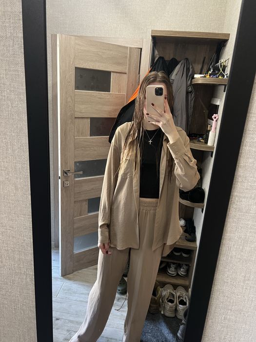 Бежевий комтюм el.milas