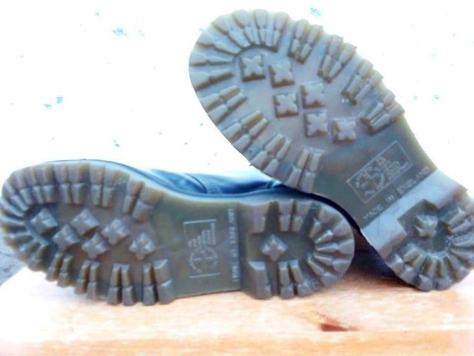 Martens made in england, rozmiar 5   blacha