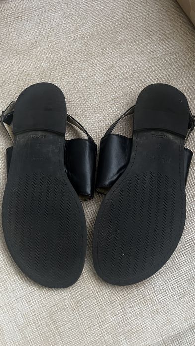 Босоножки на лето 37/38 розмер