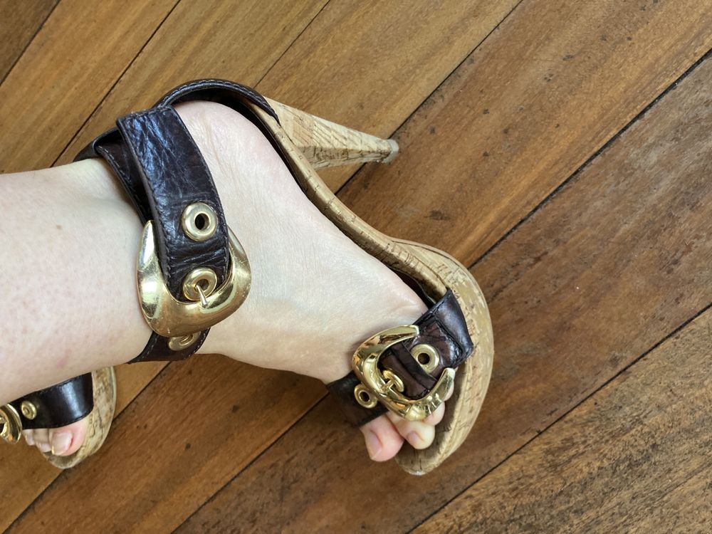 Sandalias Prof salto alto