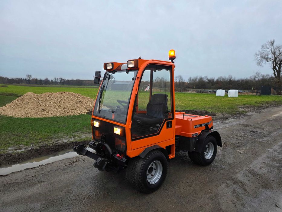 Ciągnik komunalny Holder C200  Nośnik narzędzi  Podnośnik  Wałek WOM