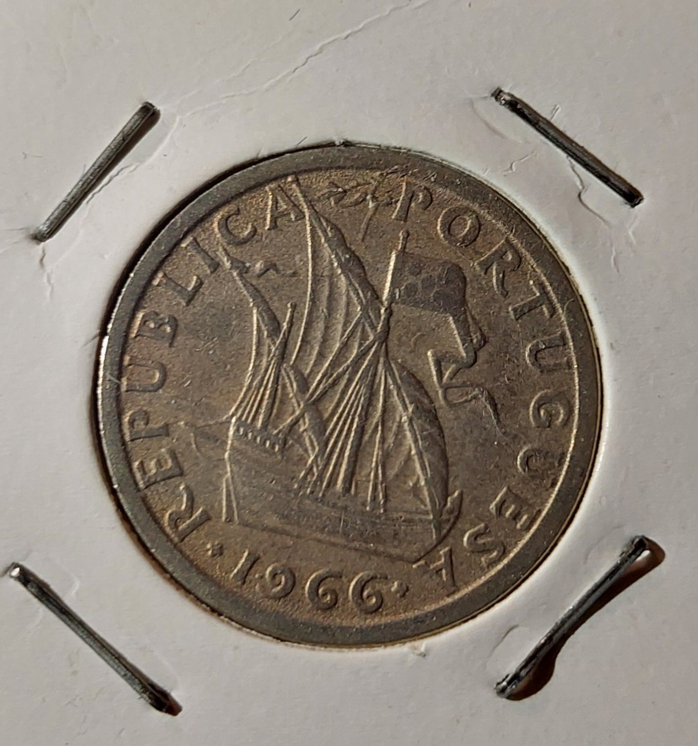 Moeda de 2,5 escudos de 1966